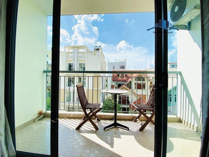 One-Bedroom Living with Peaceful Energy