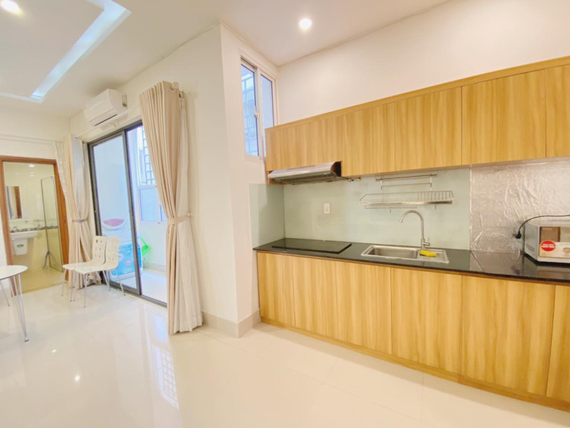 A Fresh-Feeling One-Bedroom Home