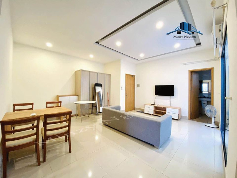 A Fresh-Feeling One-Bedroom Home