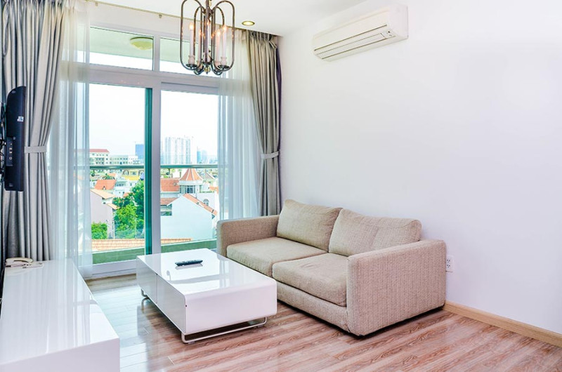 A Comfortable Modern One-Bedroom