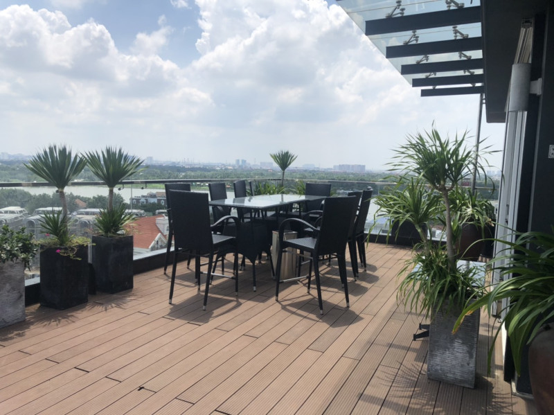 A Comfortable Modern One-Bedroom