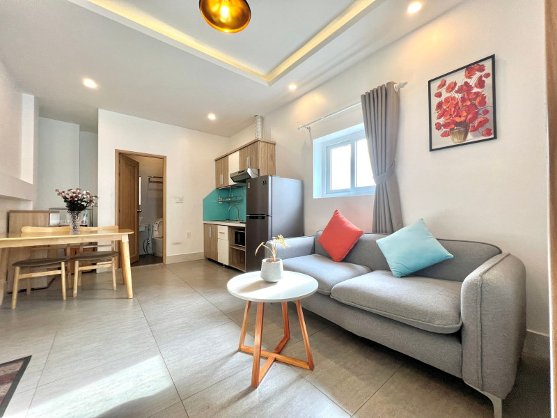 A One-Bedroom with Light Modern Vibes