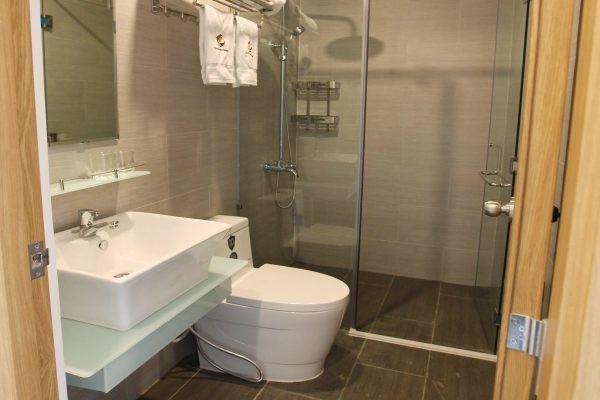 A One-Bedroom with Light Modern Vibes