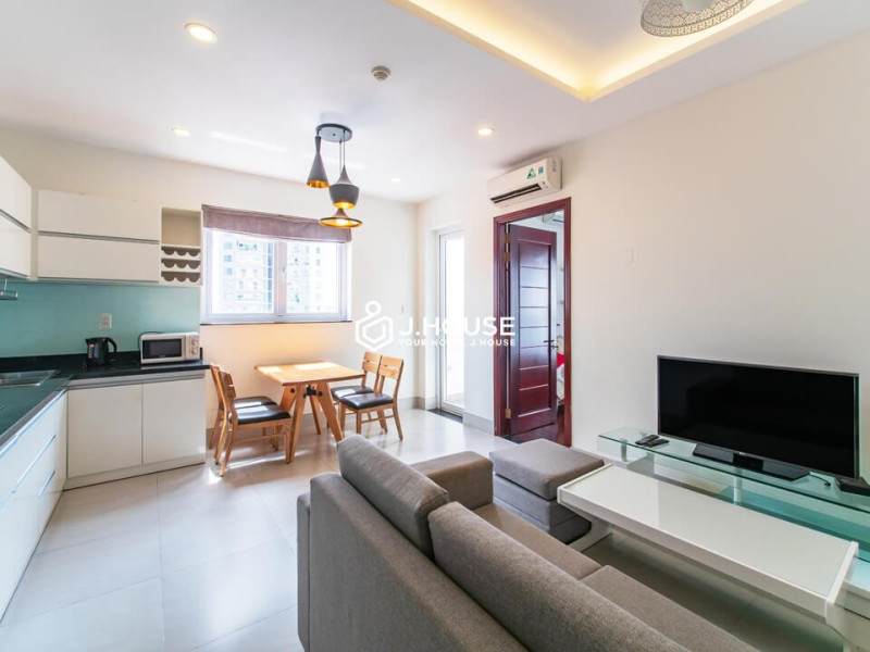 2 balconies -Lovely 1 bedroomed APT in Thảo Điền