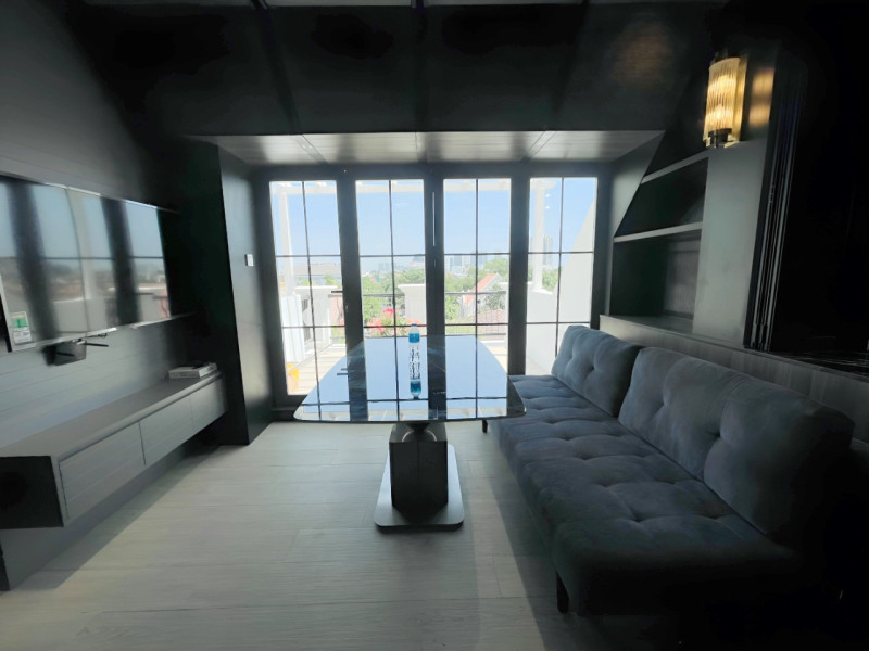 Penhouse -A Fresh and Gentle One-Bedroom Space