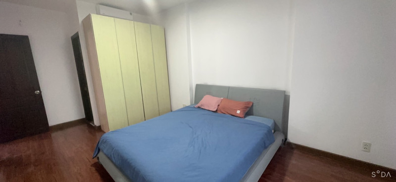 A Stylish Yet Cozy Two-Bedroom Apartment