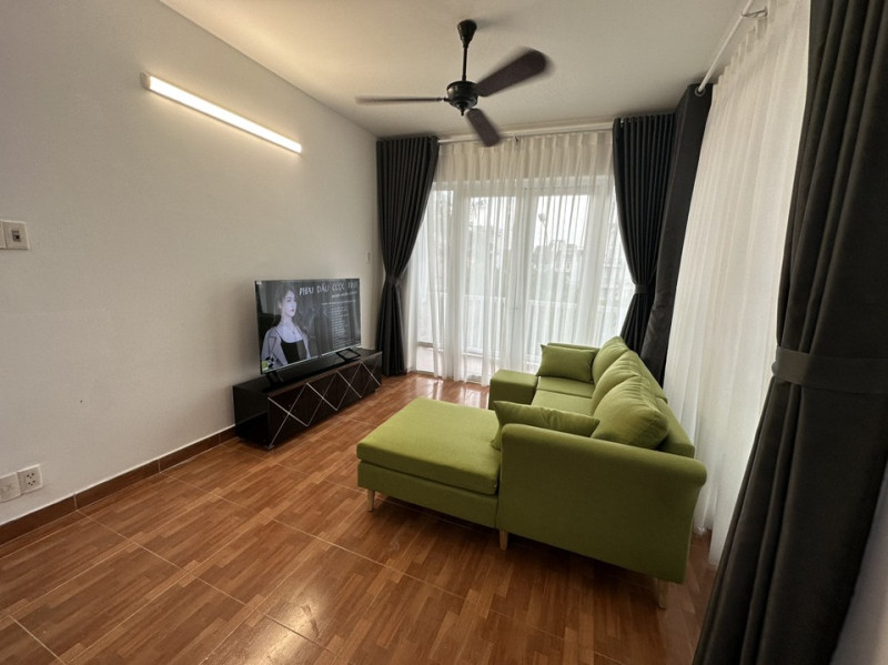 A Peaceful Two-Bedroom Home Surrounded by Greenery-TD