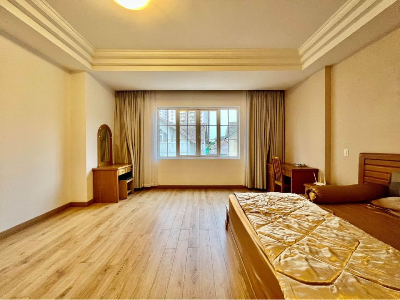 An Inviting Two-Bedroom Home in Thao Dien