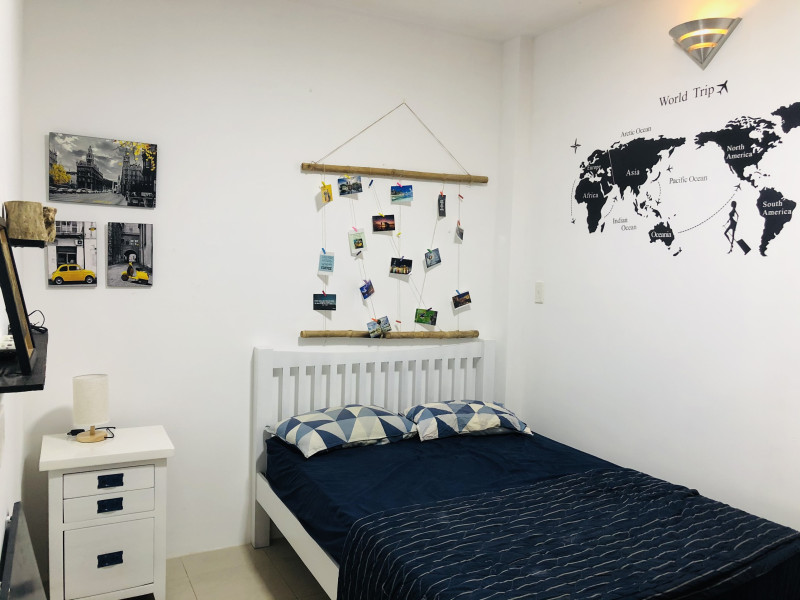 Lovely Two-Bedroom Apartment in a Green Neighborhood