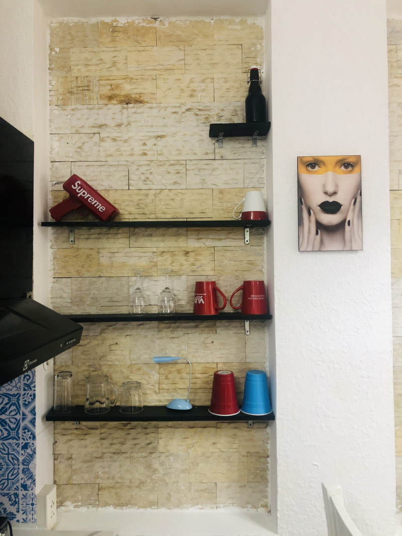 Lovely Two-Bedroom Apartment in a Green Neighborhood