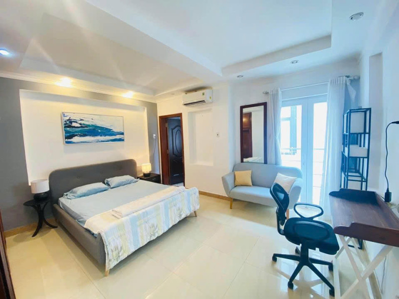 Two-Bedroom Apartment with Green Views in Thao Dien