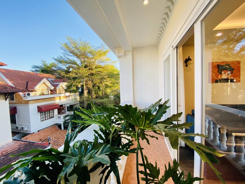 A Minimalist Two-Bedroom Home with Charm