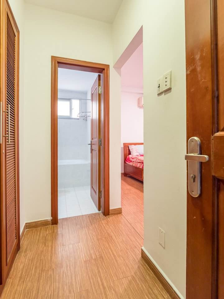 A Cute Two-Bedroom Apartment for Relaxed Living