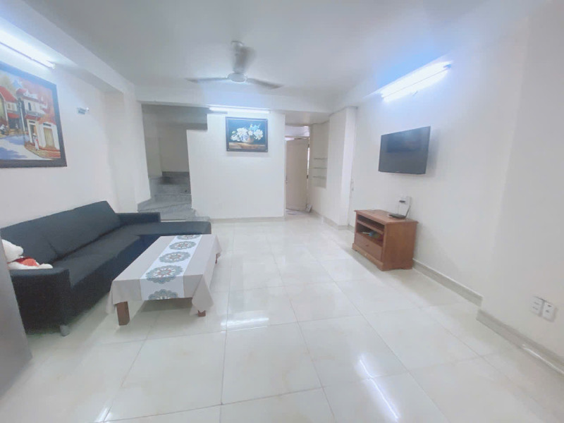 Spacious two-story apartment in Thao Dien.