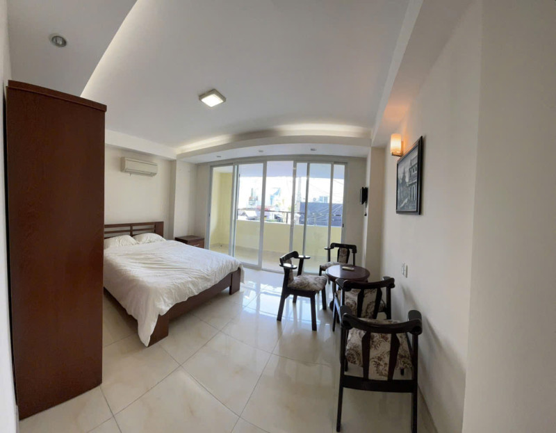 Spacious two-story apartment in Thao Dien.