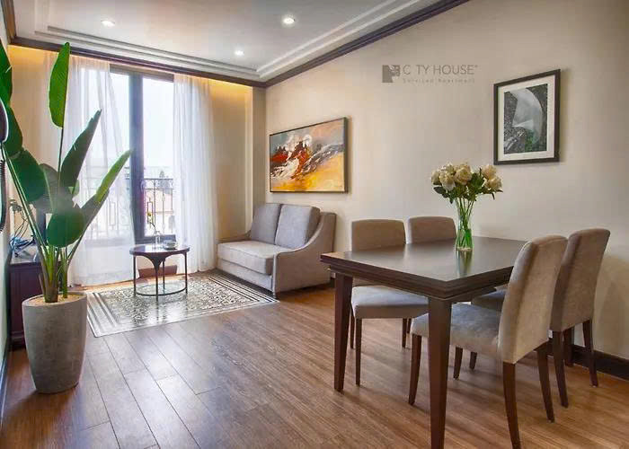 Luruxy-Peaceful Two-Bedroom Space in Thao Dien Area