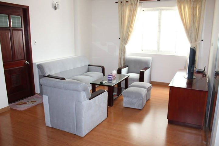 Cheap -Two-Bedroom Residence with a Sophisticated Living Concept