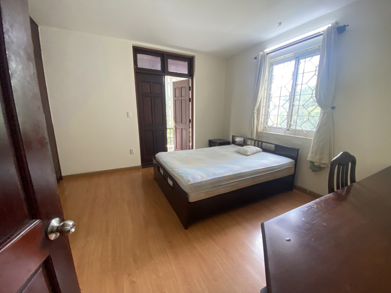 Cheap -Two-Bedroom Residence with a Sophisticated Living Concept