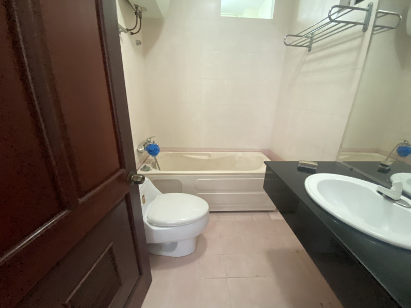 Cheap -Two-Bedroom Residence with a Sophisticated Living Concept