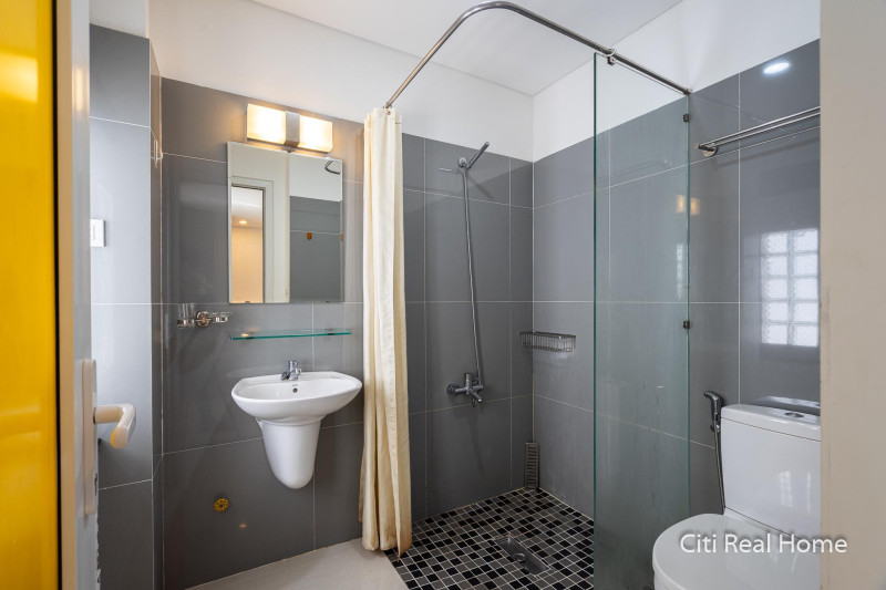 Penhouse -Refined Two-Bedroom Living in Thao Dien Area