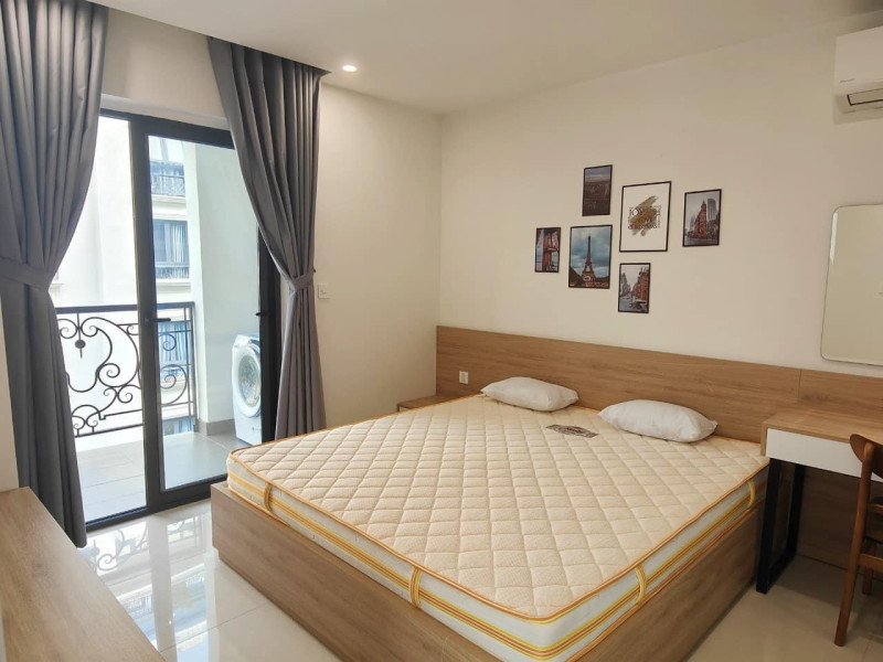 Two-Bedroom Apartment with a Balanced and Open Layout