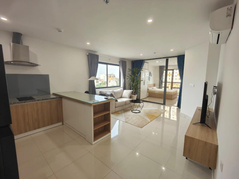 Two-Bedroom Apartment with a Balanced and Open Layout