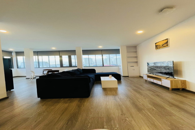 Two-Bedroom Apartment Designed for Relaxed Living in Thao Dien