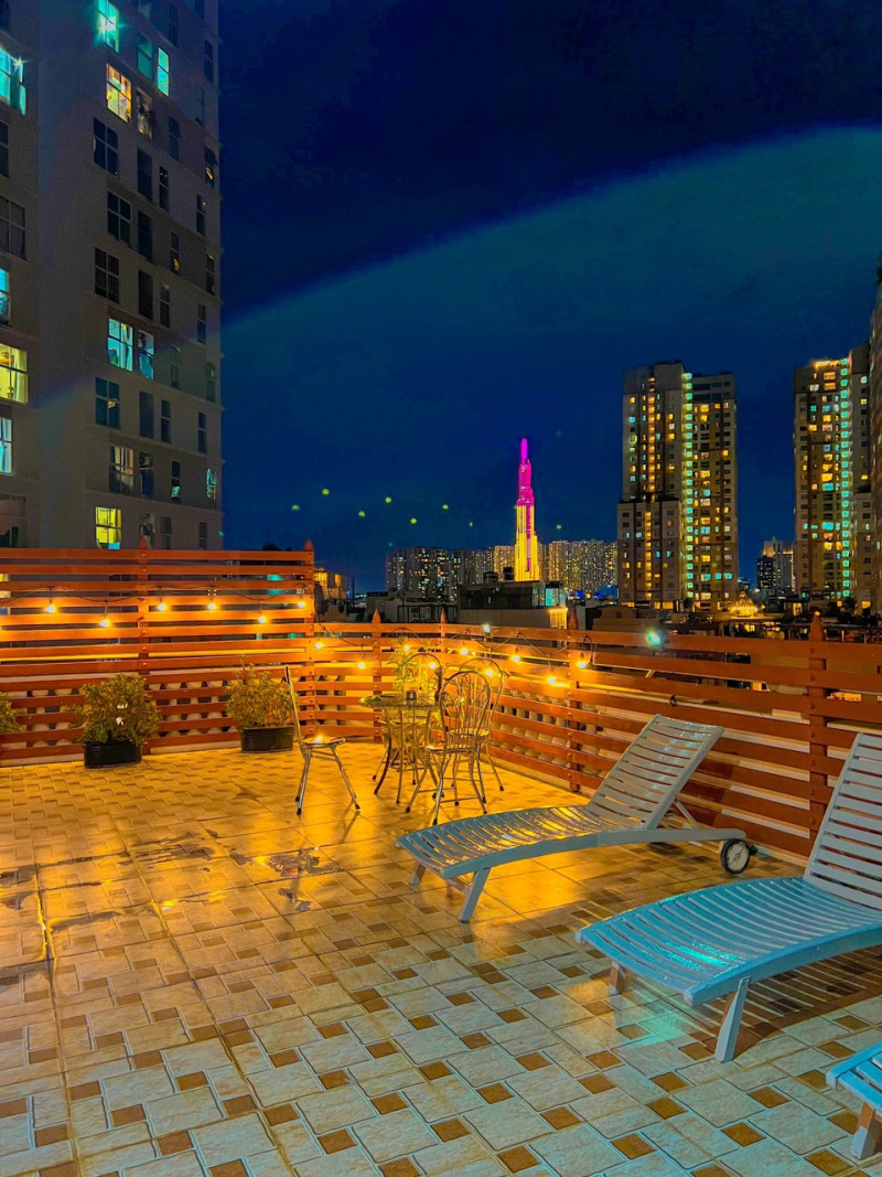 Two-Bedroom Apartment Highlighting Beautiful Design