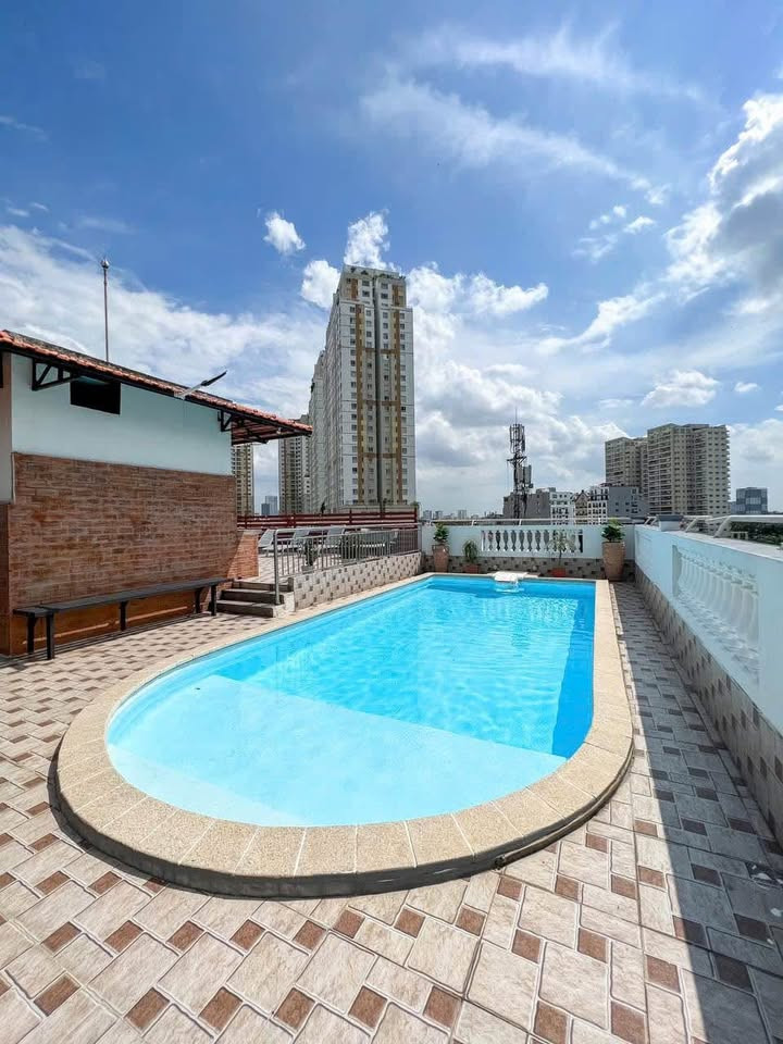 Two-Bedroom Home Designed with Taste and Balance