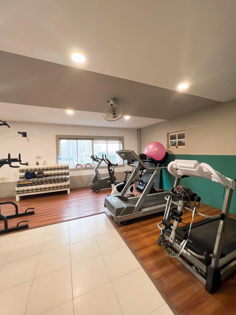 Two-Bedroom Home Designed with Taste and Balance