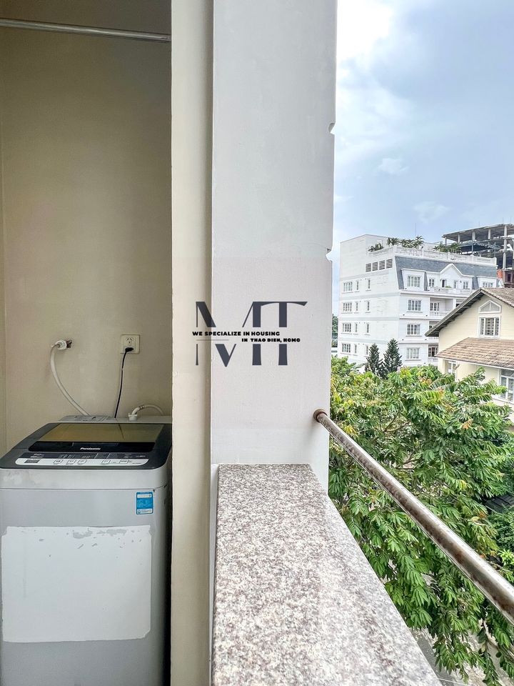 A Two-Bedroom Residence with Inviting Interiors