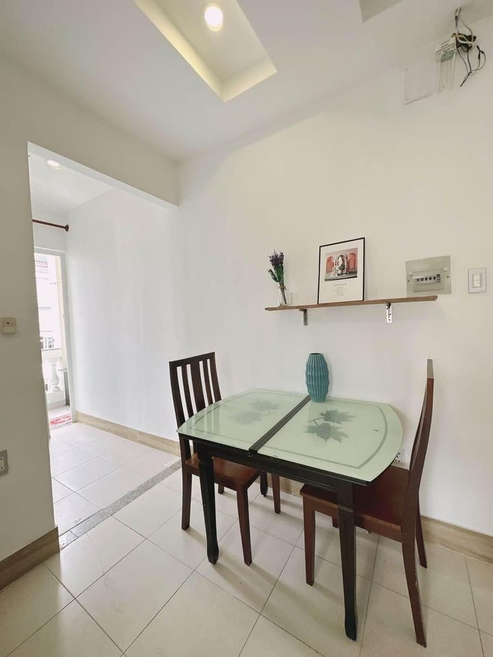 A Two-Bedroom Residence with Inviting Interiors