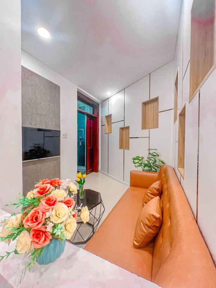 Two-Bedroom Home with Carefully Selected Interiors