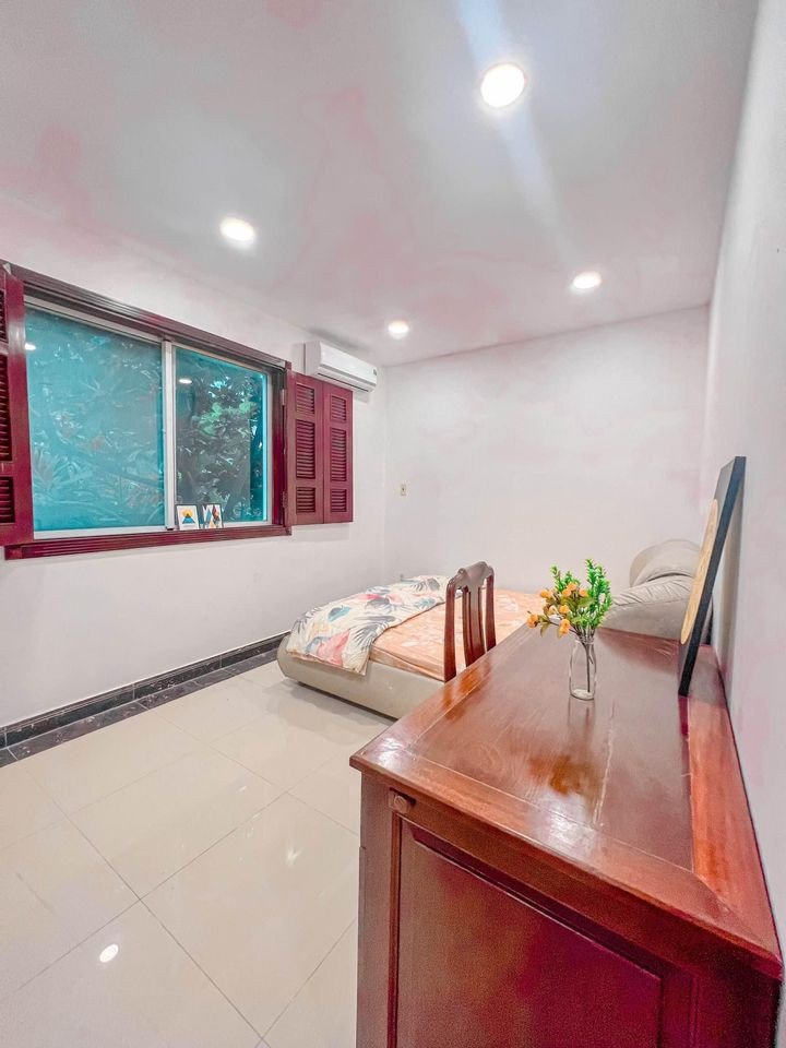 Two-Bedroom Home with Carefully Selected Interiors