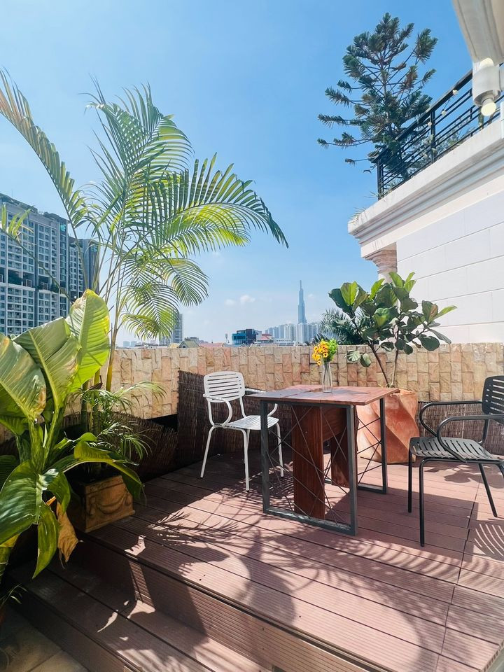 A Graceful Two-Bedroom Living Environment