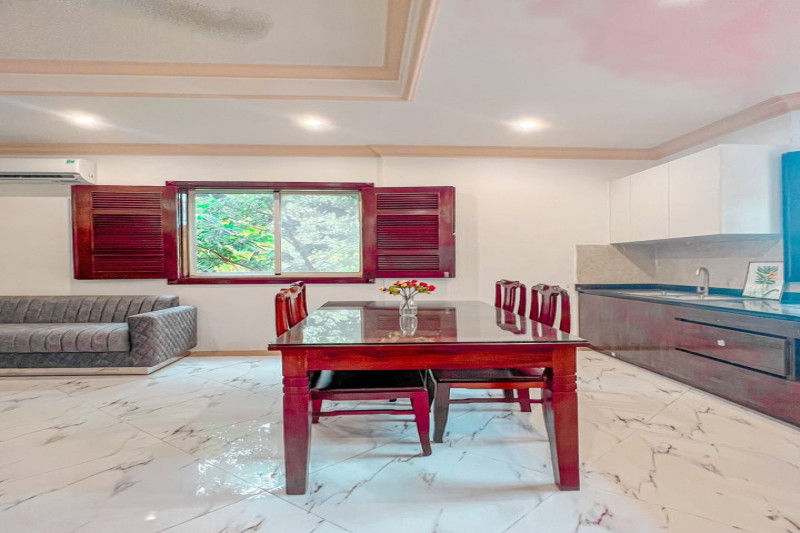 A Graceful Two-Bedroom Living Environment