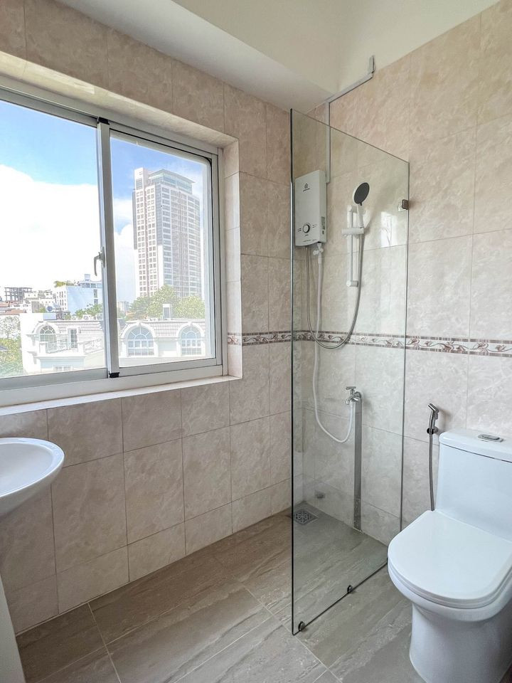 Two-Bedroom Apartment Blending Comfort and Aesthetics