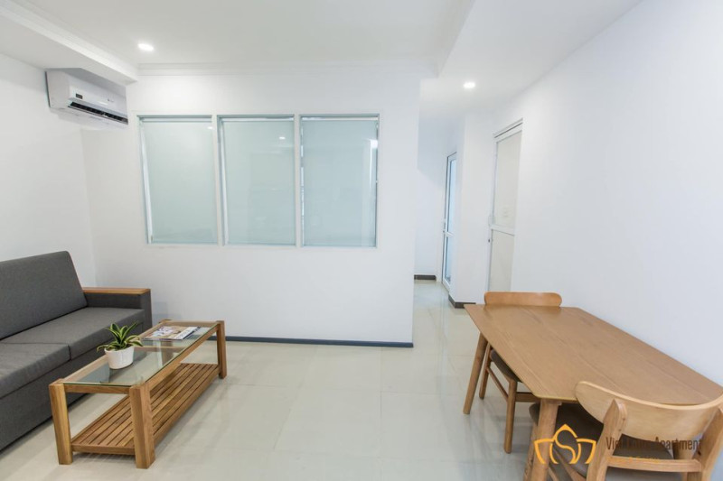 Two-Bedroom Apartment Featuring Refined Interior Style