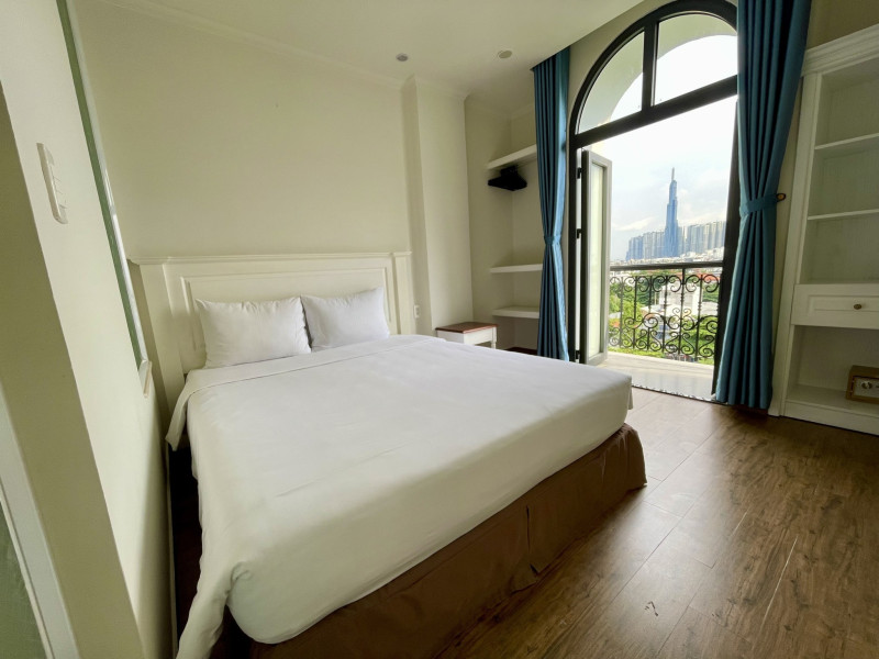 A Tastefully Finished Two-Bedroom Apartment