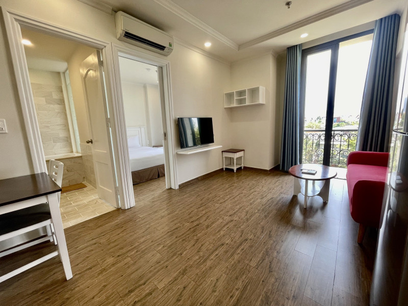 A Tastefully Finished Two-Bedroom Apartment