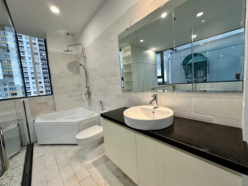 Penhouse -Two-Bedroom Apartment with Harmonious Design