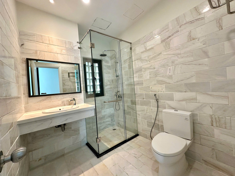 Penhouse -Two-Bedroom Apartment with Harmonious Design