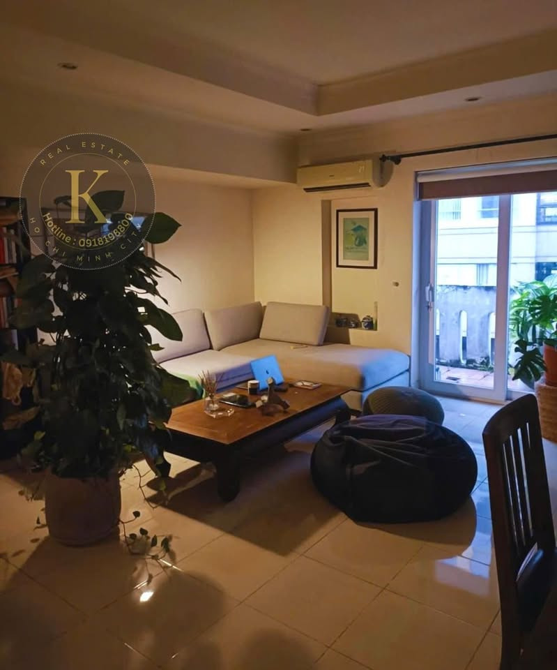 Two-Bedroom Apartment with Pleasant Daylight