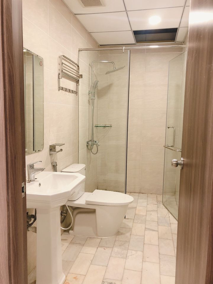 Contemporary 2-Bedroom Apartment in Thao Dien