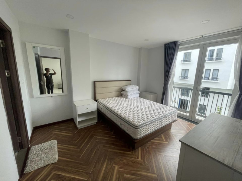 Contemporary 2-Bedroom Apartment in Thao Dien