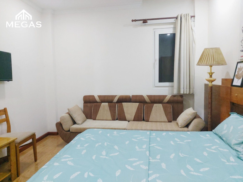 A Well-Lit Two-Bedroom Apartment in Thao Dien