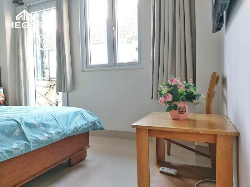 A Well-Lit Two-Bedroom Apartment in Thao Dien