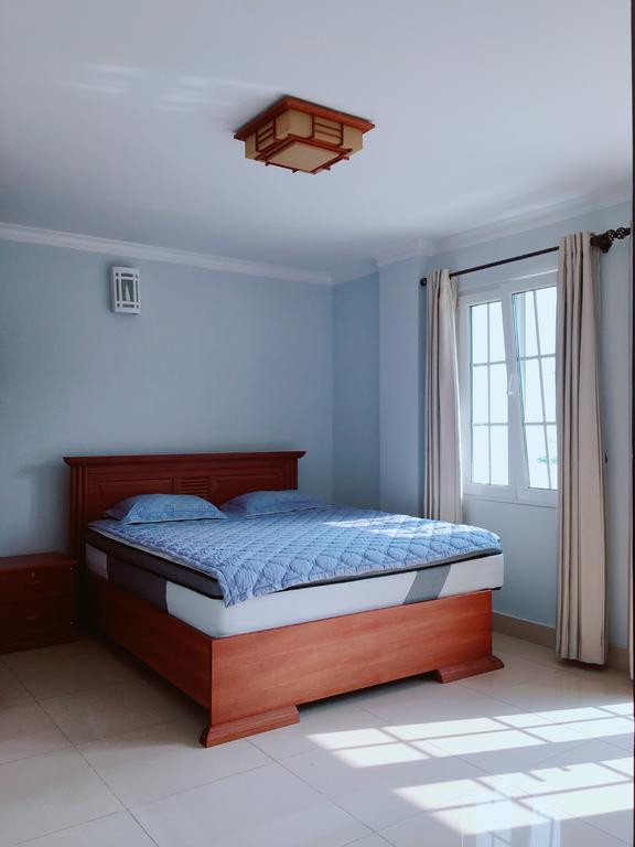 A Comfortable Two-Bedroom Apartment in Thao Dien