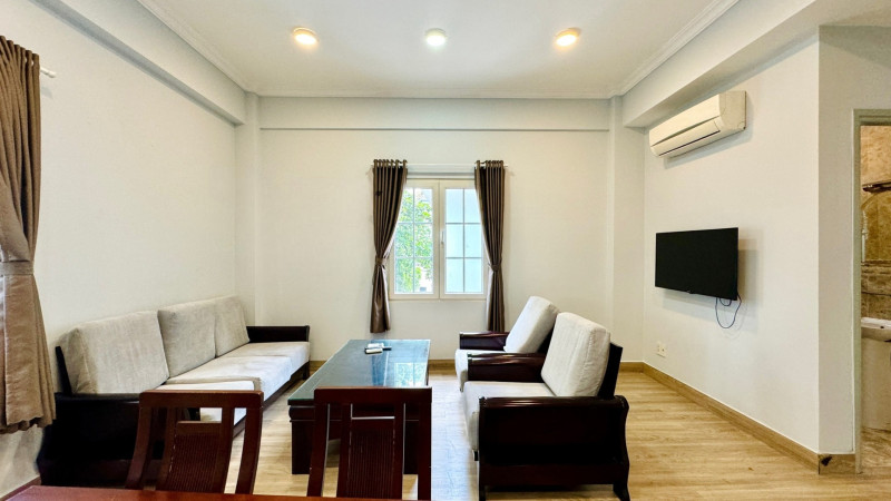 Two-Bedroom Apartment for Convenient City Living