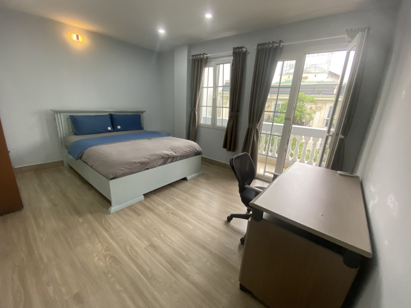 Two-Bedroom Apartment for Convenient City Living